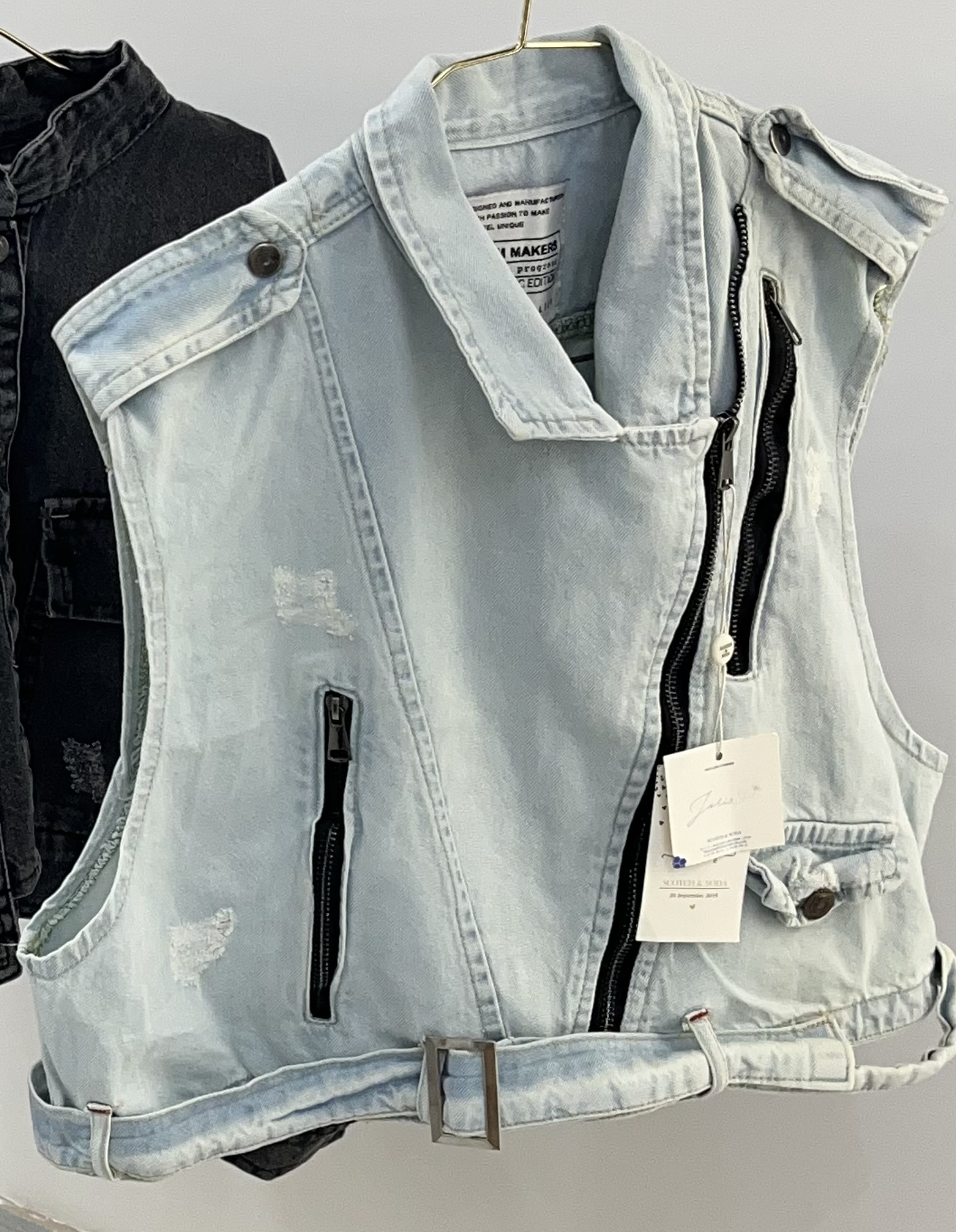 تصویر کراپ کت جین 